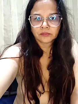 Estella80's Live XXX Chat