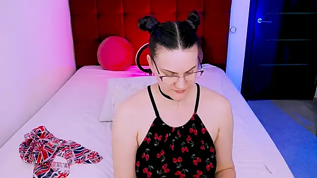EvelynPorshe's Live XXX Chat