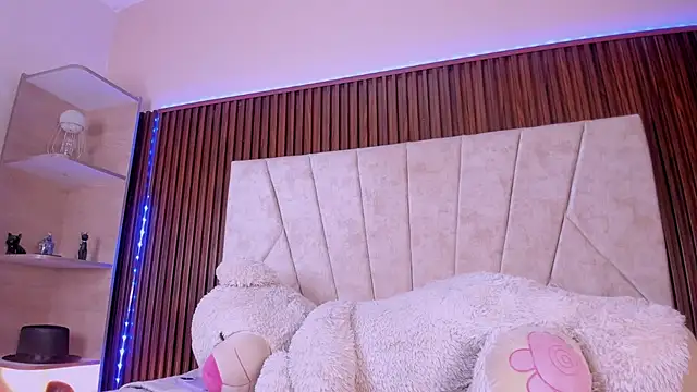 Chat XXX en directo de Catalleya_flower