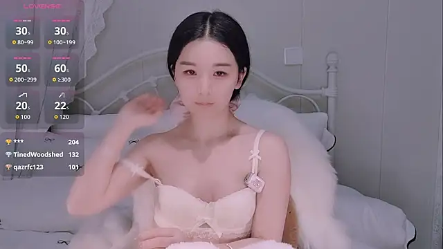 BingLin-'s Live XXX Chat