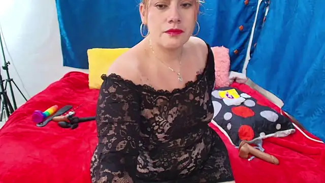 dominant_hipss' Webcam Show