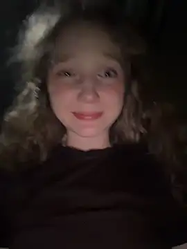 XXX chat uživo modela outside_rosy