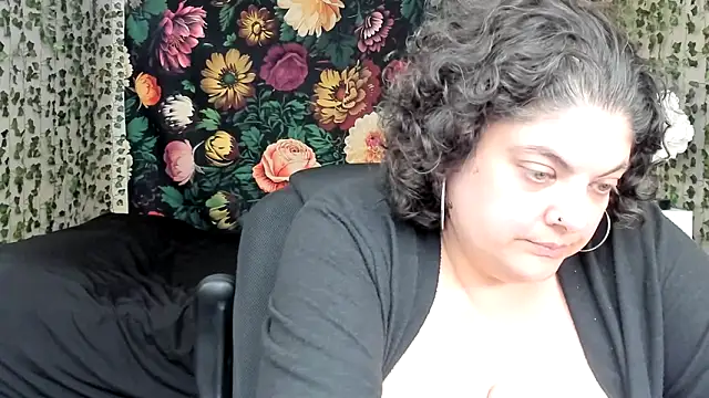 Exxxotic_Melons' Webcam Show
