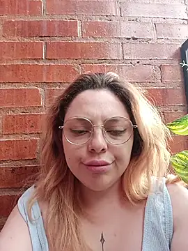 madelaine- Adlı Modelin Canlı XXX Sohbeti