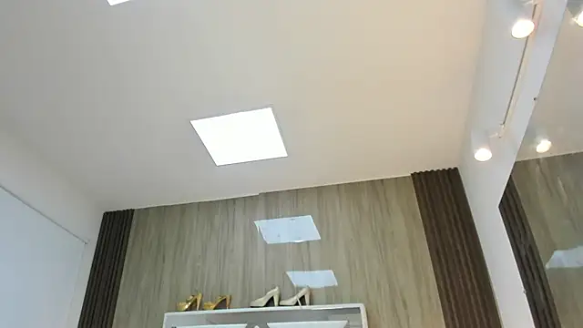 VanessaHard_as Adlı Modelin Canlı XXX Sohbeti