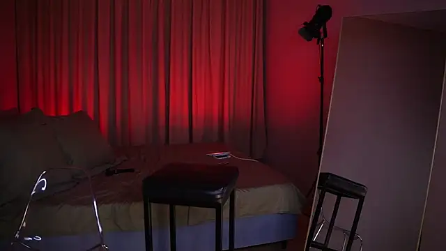 LureOfEva live XXX chat