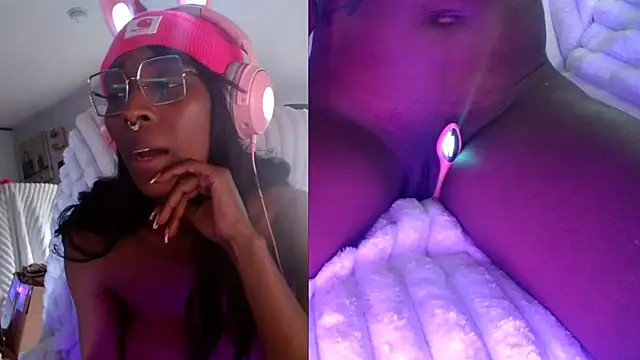 alys_at_college's Live XXX Chat