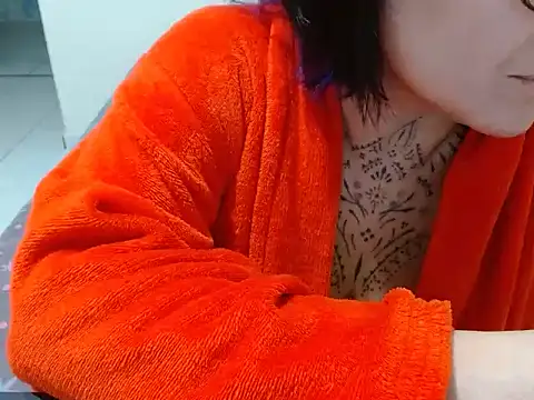 vaholiver Chat XXX in diretta