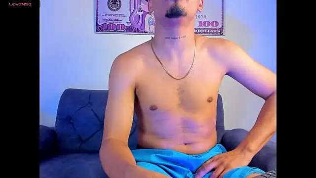 Ares_DAMM Pertunjukan Webcam
