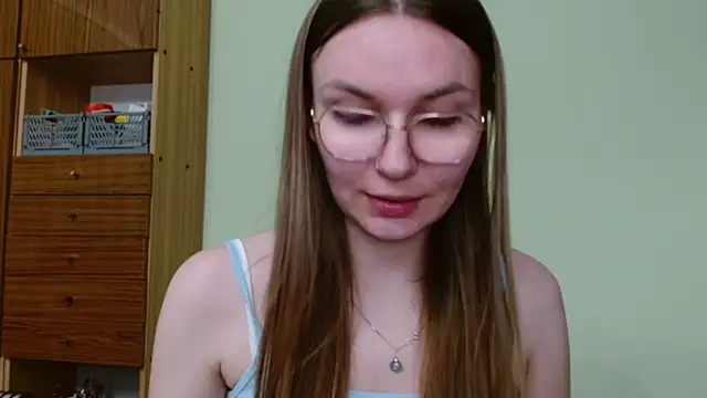 LooveELLYx Live XXX Chat