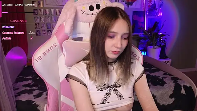 Онлайн чат XXX evierosen