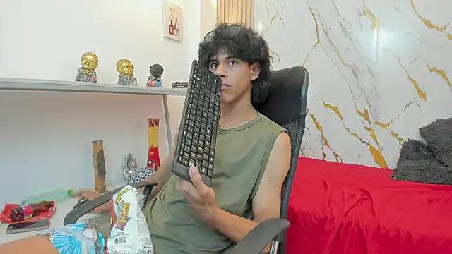 Zayn_Fox32 Webcam Show