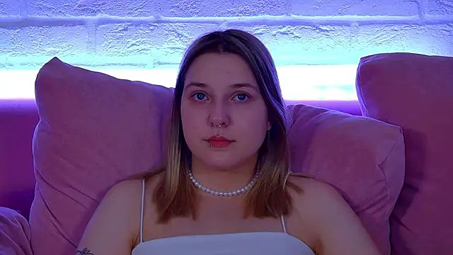 TinnaBurton Live XXX-Chat