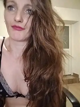 Živý XXX chat CrazyMaya39