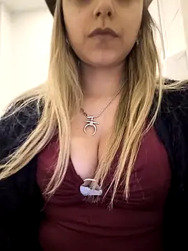 Misshine_32's Webcam Show