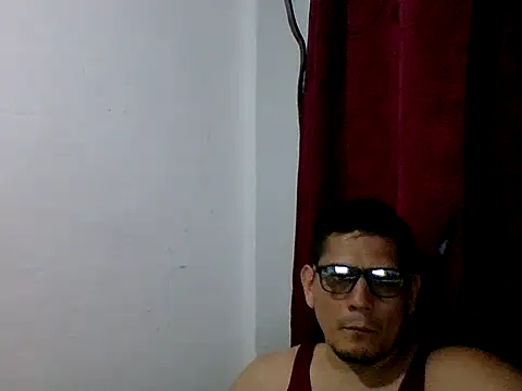 Živý XXX chat Yeyeyleidi