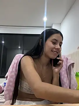 Chatroom XXX en direct de Victoria_alson