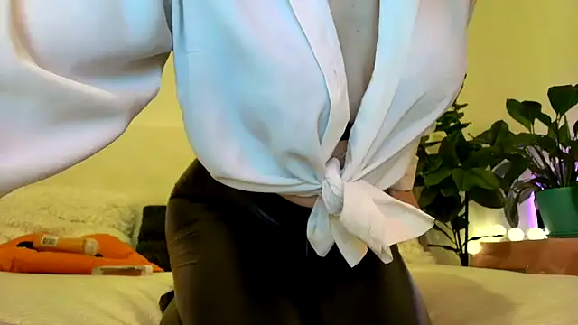 Politeeliza Live XXX-chat