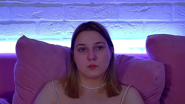 TinnaBurton Chat XXX in diretta