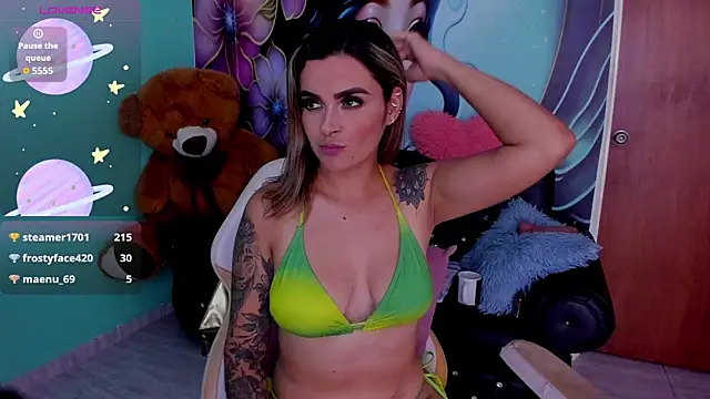 mia_bigtits17のライブXXXチャット