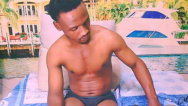 Show modela EbonyTiger69 na web-kameri