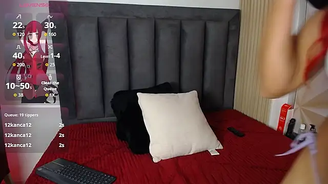 Chatroom XXX en direct de MiaGinger_