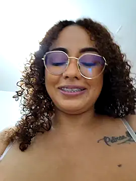 Chat XXX ao vivo de curly_girl_31