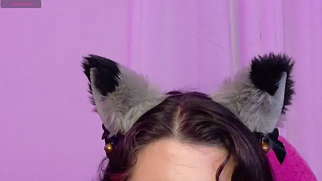 Chat +18 de Sachi_Meow ao vivo
