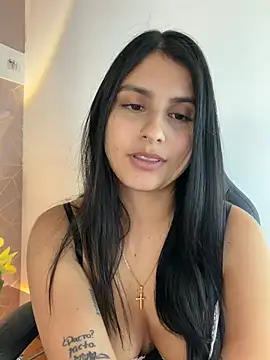 Luu_Princess' Live XXX Chat