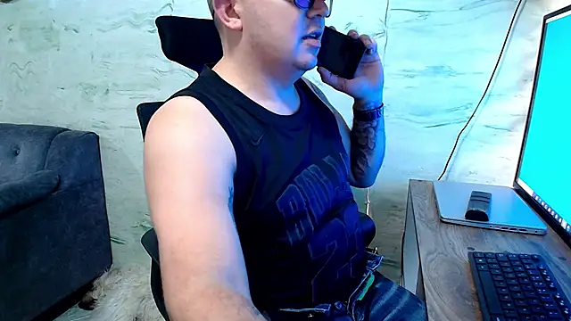 maximo_daddy Pertunjukan Webcam