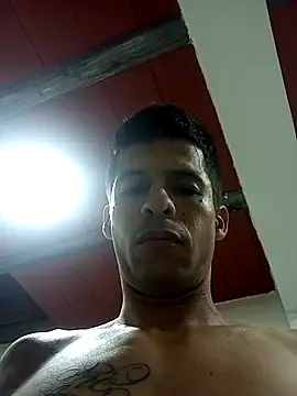 Show modela alexito1020 na web-kameri