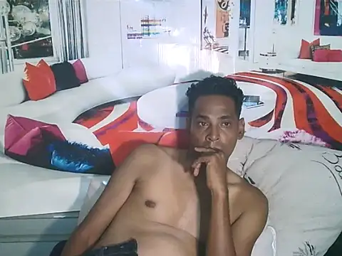 IndianHunk01 Adlı Modelin Web Kamerası Şovu