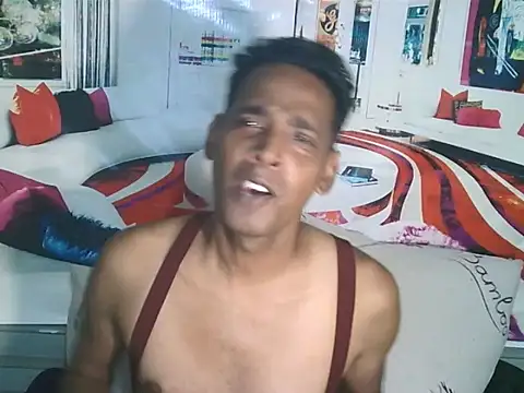 โชว์เว็บแคมของ IndianHunk01