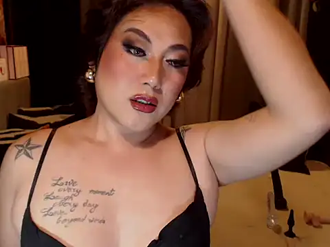 YourMistressAggy 即時 XXX 聊天