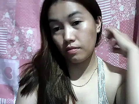 CreamyPussy30 Webcam Show