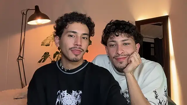 Show de Noah_and_Steven na webcam