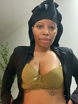 RainBougie live XXX chat