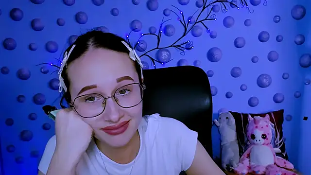 mona_cloud's Live XXX Chat