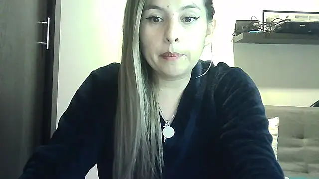 Valery__Rouse_'s Live XXX Chat