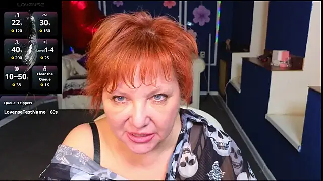 Kira_Kenett Chat XXX in diretta