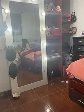 MariamGray1 live XXX chat