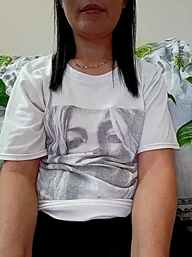 Doremon_95 – Naživo XXX chat