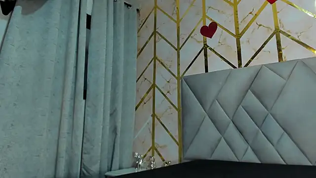 دردشة Cassidy_14 الجنسية المباشرة