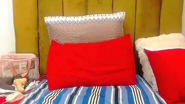 RoundaAssx22 라이브 XXX 채팅