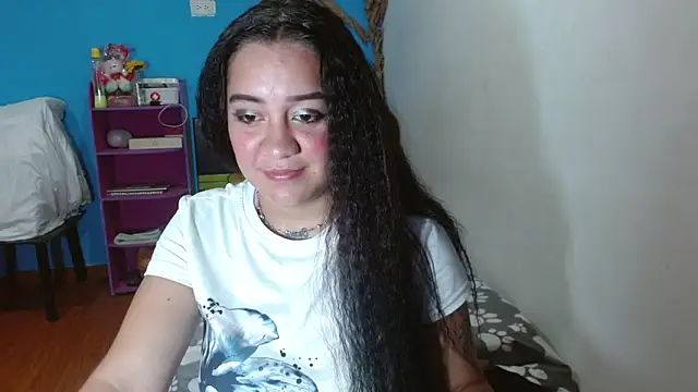 دردشة Andrea_deepsloppy الجنسية المباشرة