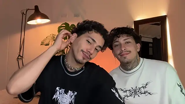 Noah_and_Steven's Webcam Show