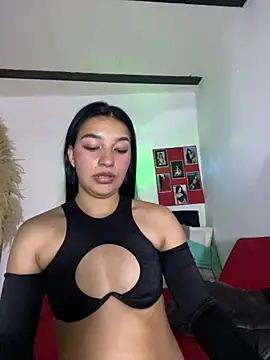 Hhannachiki's Live XXX Chat