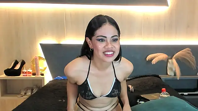 LorenaVarga's Live XXX Chat