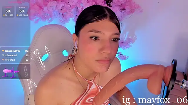 Онлайн чат XXX May_Fox_