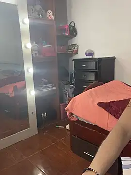 MariamGray1's Live XXX Chat